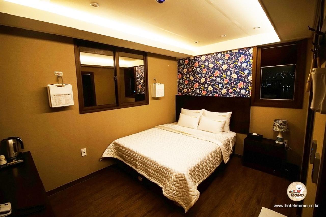 Hotel Momo Busan Exteriör bild