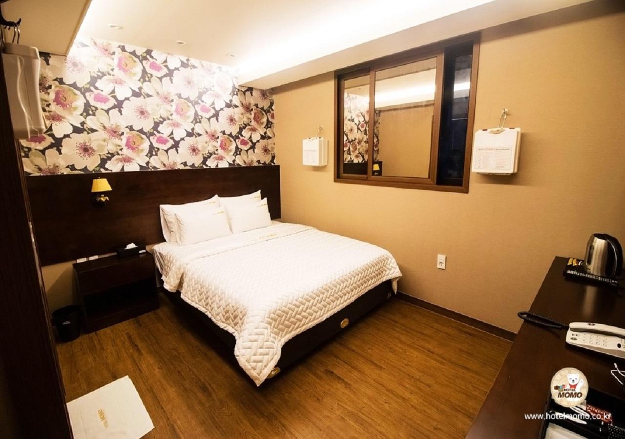 Hotel Momo Busan Exteriör bild